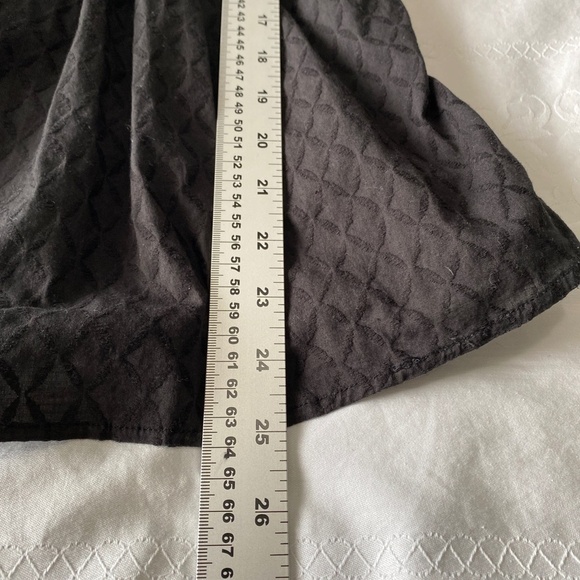 Daytrip Black Textured Blouse - Picture 8 of 9